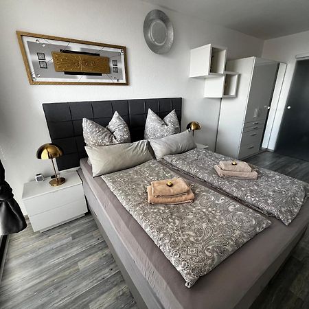 Kleine Moewe, Exklusives Ein Zimmer Apartment Mit Sauna Im Haus Wunstorf Exterior photo