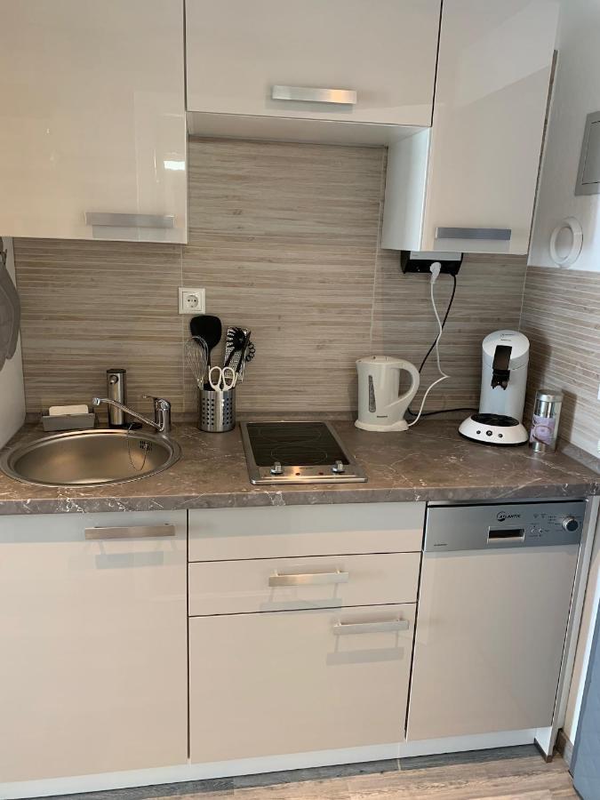 Kleine Moewe, Exklusives Ein Zimmer Apartment Mit Sauna Im Haus Wunstorf Exterior photo