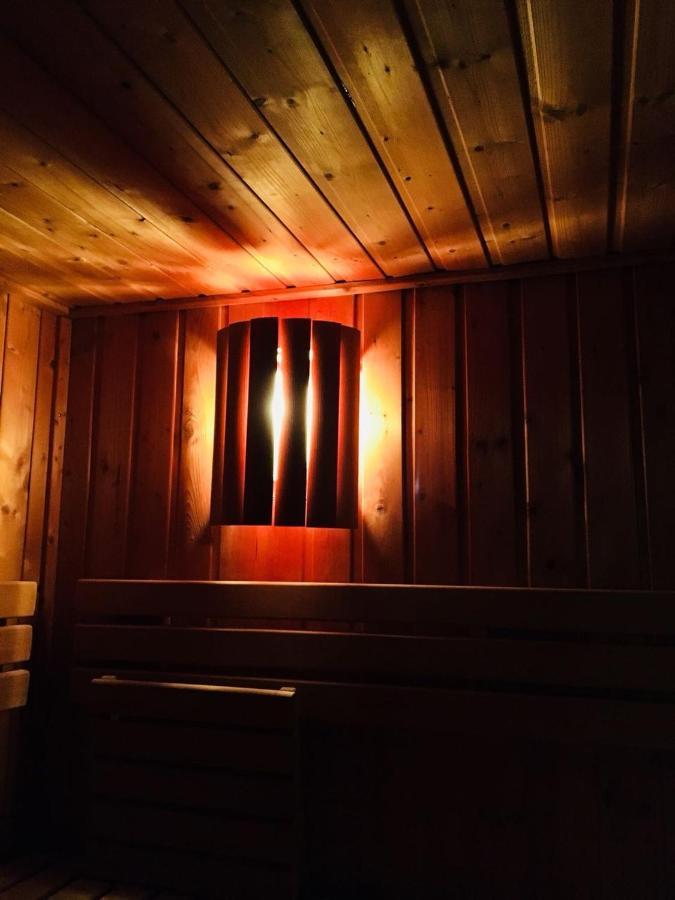 Kleine Moewe, Exklusives Ein Zimmer Apartment Mit Sauna Im Haus Wunstorf Exterior photo